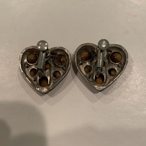 Heart Rhinestoned Clip On Earrings - Picture 5 of 6